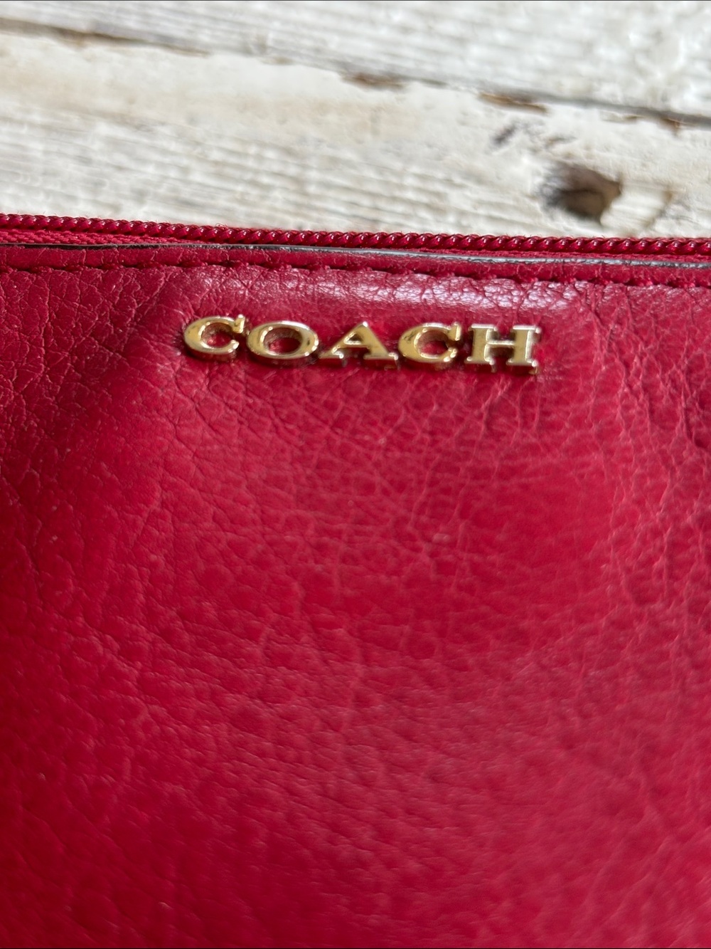 COACH $249 Cherry Red Pebbled Leather Wristlet Clutch goldtone - Picture 4 of 13